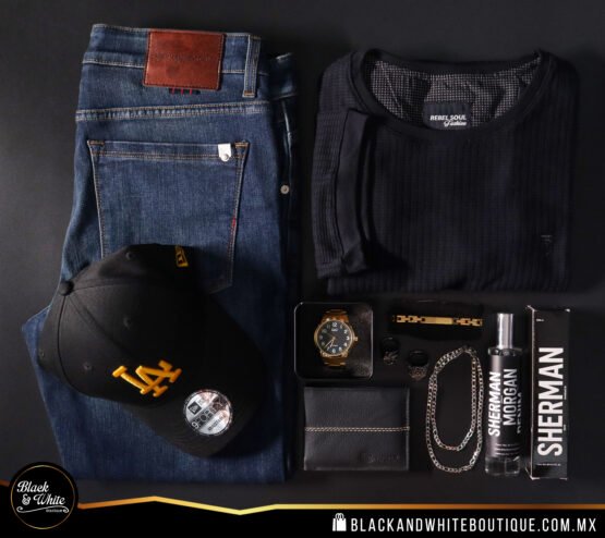 Playera negra - Image 2