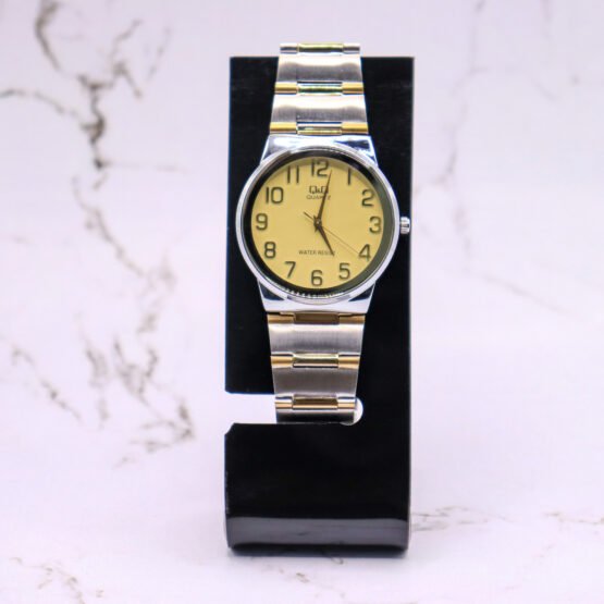 Reloj plateado con dorado - Image 2