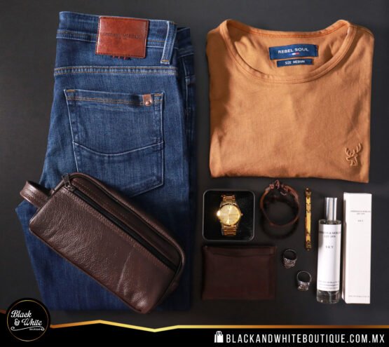 Playera camel básica - Image 2