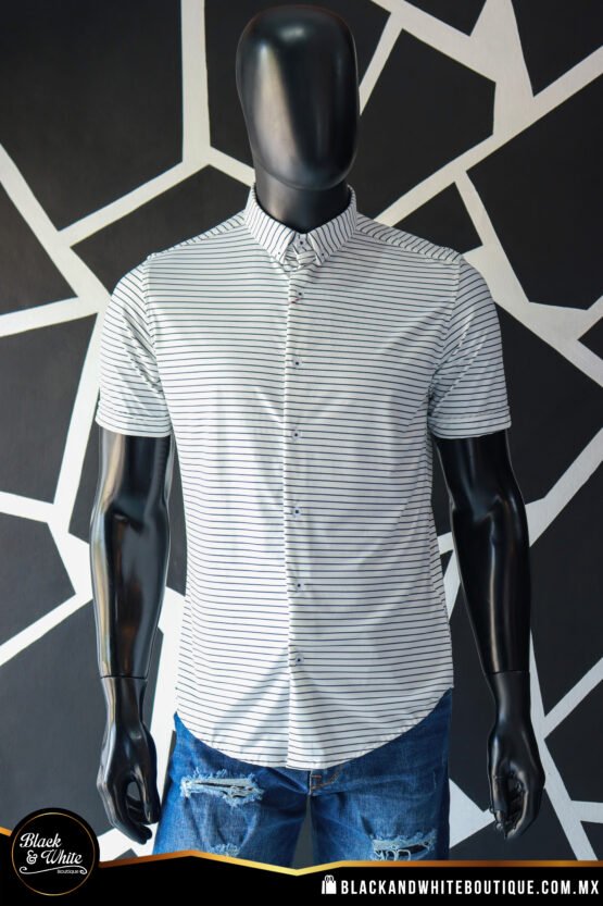 Camisa blanca rayas azul marino