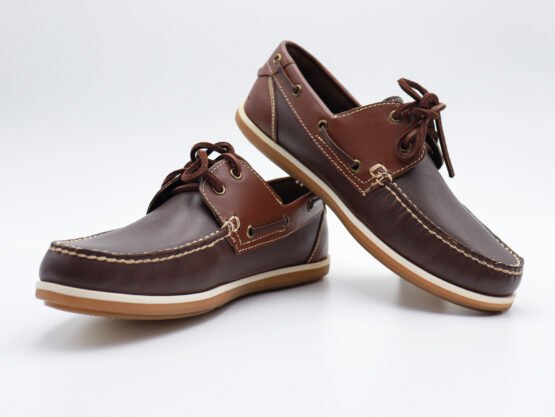 Mocasín chocolate con atanado