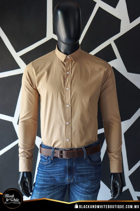 Camisa camel lisa formal