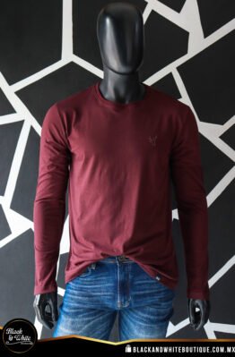 Playera tinto uva manga larga