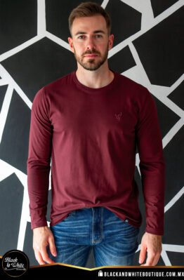 Playera tinto uva manga larga